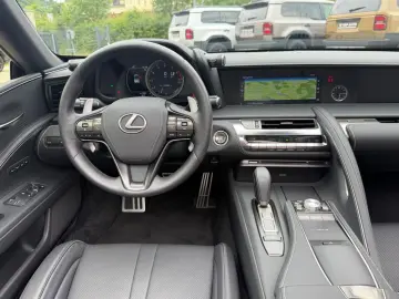 LEXUS LC 500 Cabriolet Performance