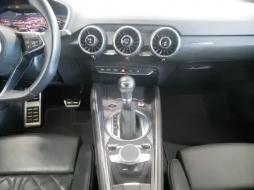 AUDI TT Coupé 45 TFSI quattro S line MATRIX virt. Coc
