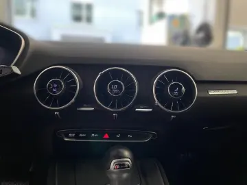 AUDI TT Coupe 45 TFSI  MATRIX KAMERA NAVI