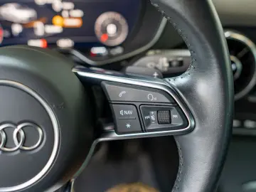 AUDI TT Coupe 45 TFSI LED NAVI KAMERA SHZ KLIMA BT