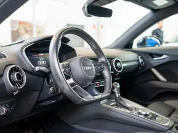 AUDI TT Coupe 45 TFSI LED NAVI KAMERA SHZ KLIMA BT