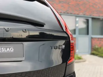 Volvo XC90 T8 AWD Ultra Dark - 7 Locuri - MY 2026