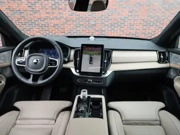 Volvo XC90 T8 AWD Ultra Dark - 7 Locuri - MY 2026