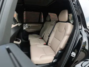 Volvo XC90 T8 AWD Ultra Dark - 7 Locuri - MY 2026