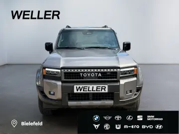 TOYOTA Land Cruiser 2 8 D-4D Executive 4x4  AHK 360  AC