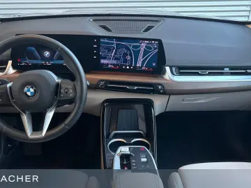 BMW X1 sDrive20i A X-Line AHK ACC RFK LCPlus eSitz M