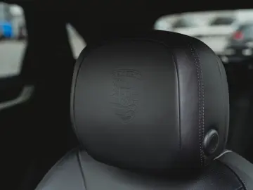 PORSCHE E-Hybrid SportDesign Pano airsusp. Bose PPF