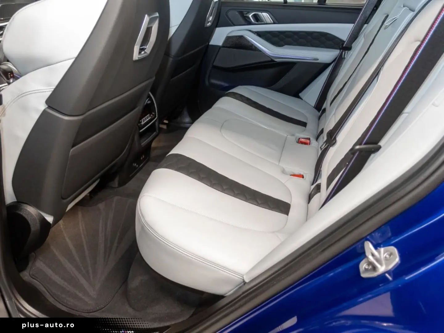 BMW X5 M  AHK Panorama HUD 360 Kamera Leder e-Sitze