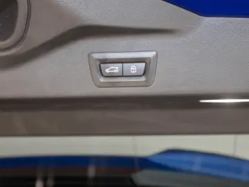 BMW X5 M  AHK Panorama HUD 360 Kamera Leder e-Sitze