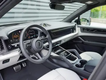 Porsche Cayenne Turbo E-Hybrid