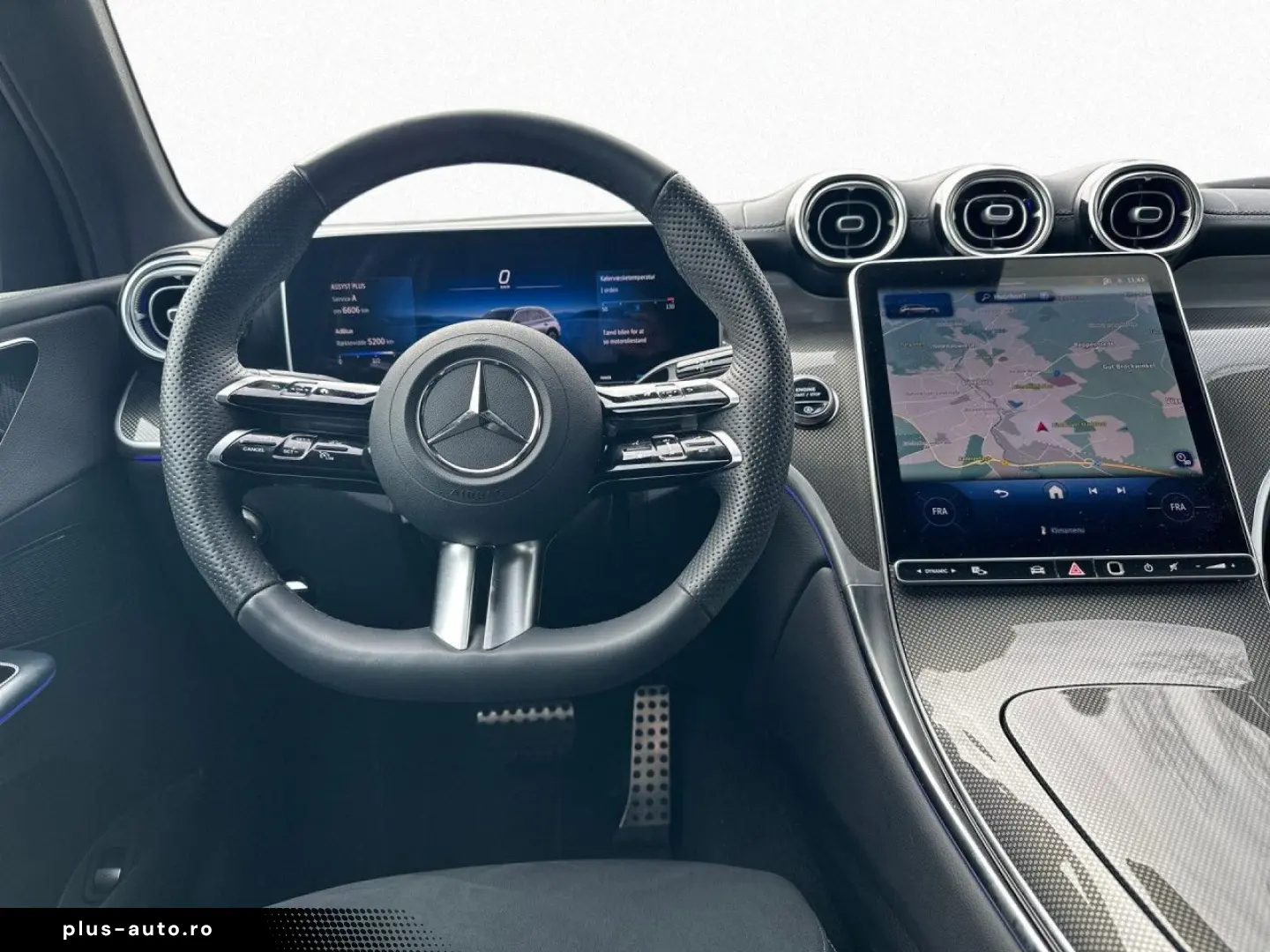 MERCEDES-BENZ GLC 300 d 4Matic AMG-Line AHK Adv  PA LED Navi