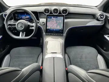 MERCEDES-BENZ GLC 300 d 4Matic AMG-Line AHK Adv  PA LED Navi