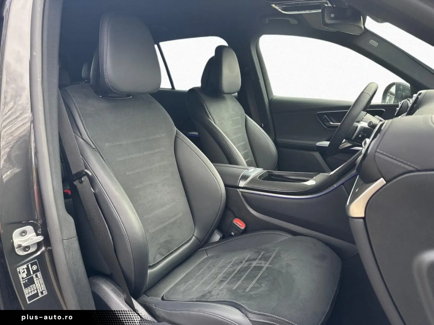 MERCEDES-BENZ GLC 300 d 4Matic AMG-Line AHK Adv  PA LED Navi