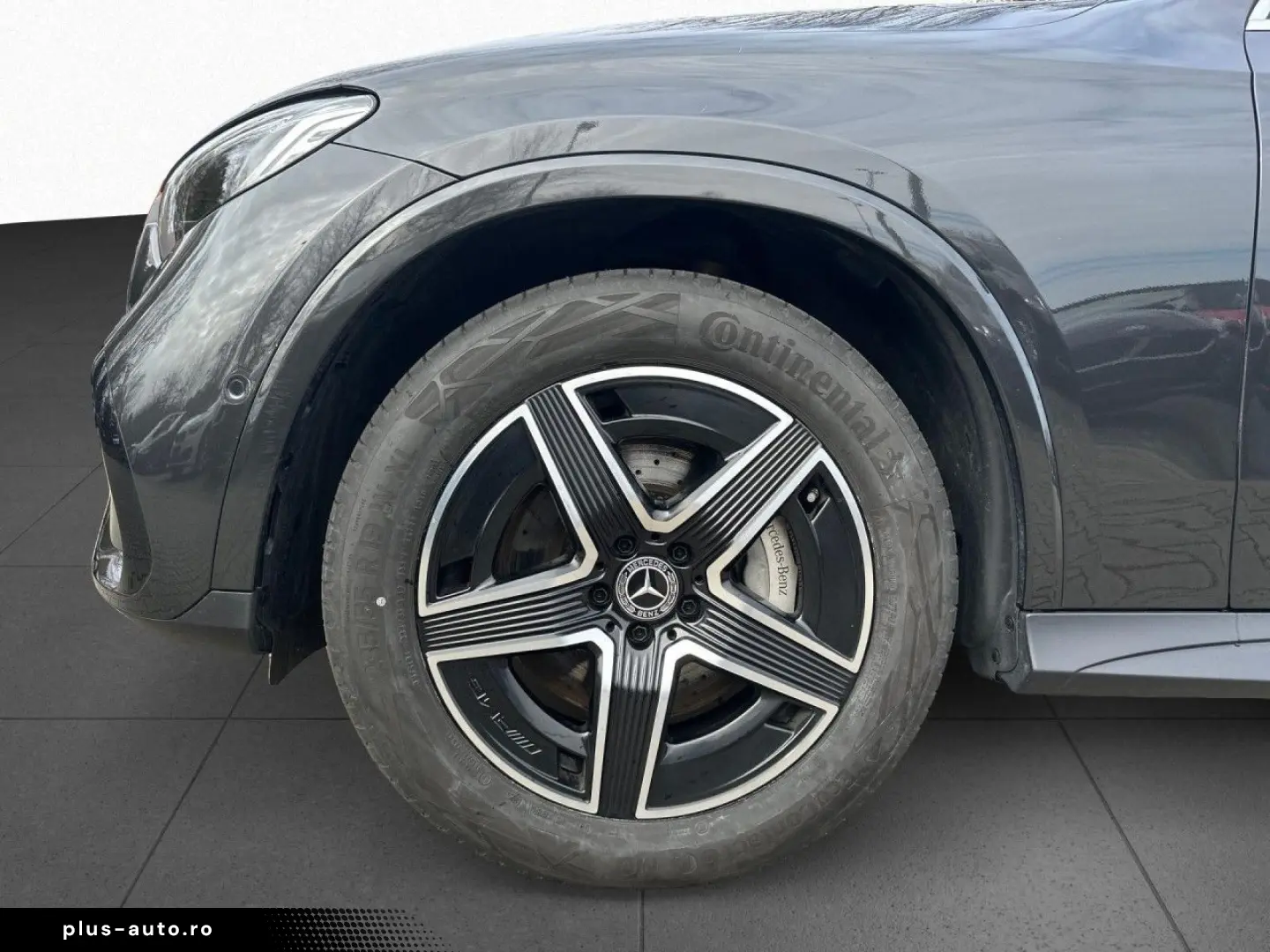 MERCEDES-BENZ GLC 300 d 4Matic AMG-Line AHK Adv  PA LED Navi