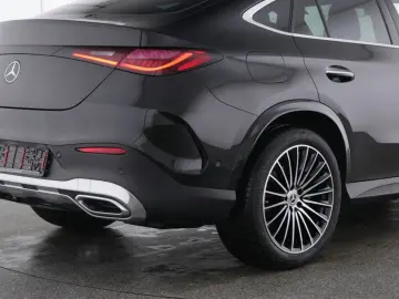 MERCEDES-BENZ GLC 300d 4M COUPE AMG Pano Digilight Memory