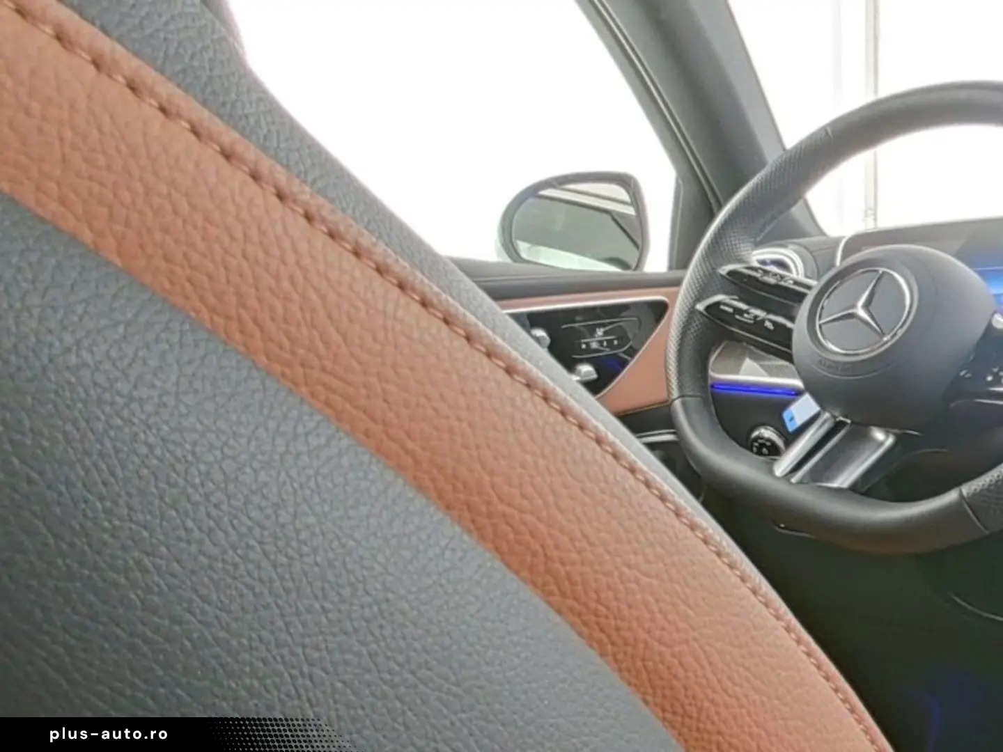 MERCEDES-BENZ GLC 300d 4M COUPE AMG Pano Digilight Memory