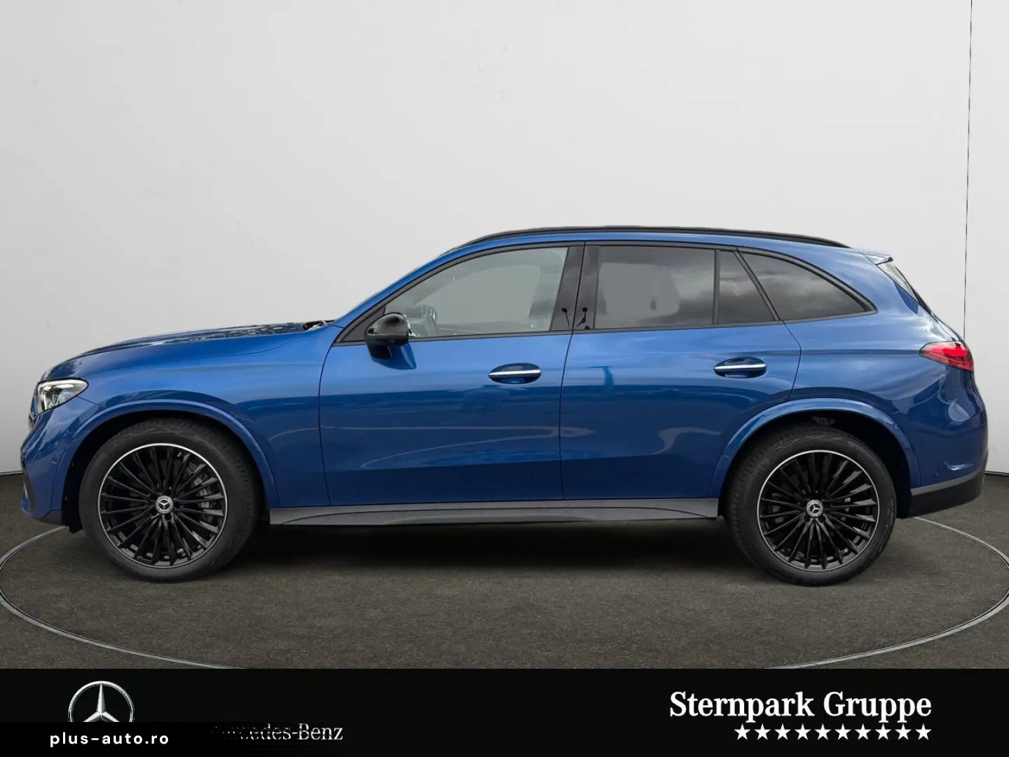 MERCEDES-BENZ GLC 300 4M AMG AHK Night Burm3D Pano 20