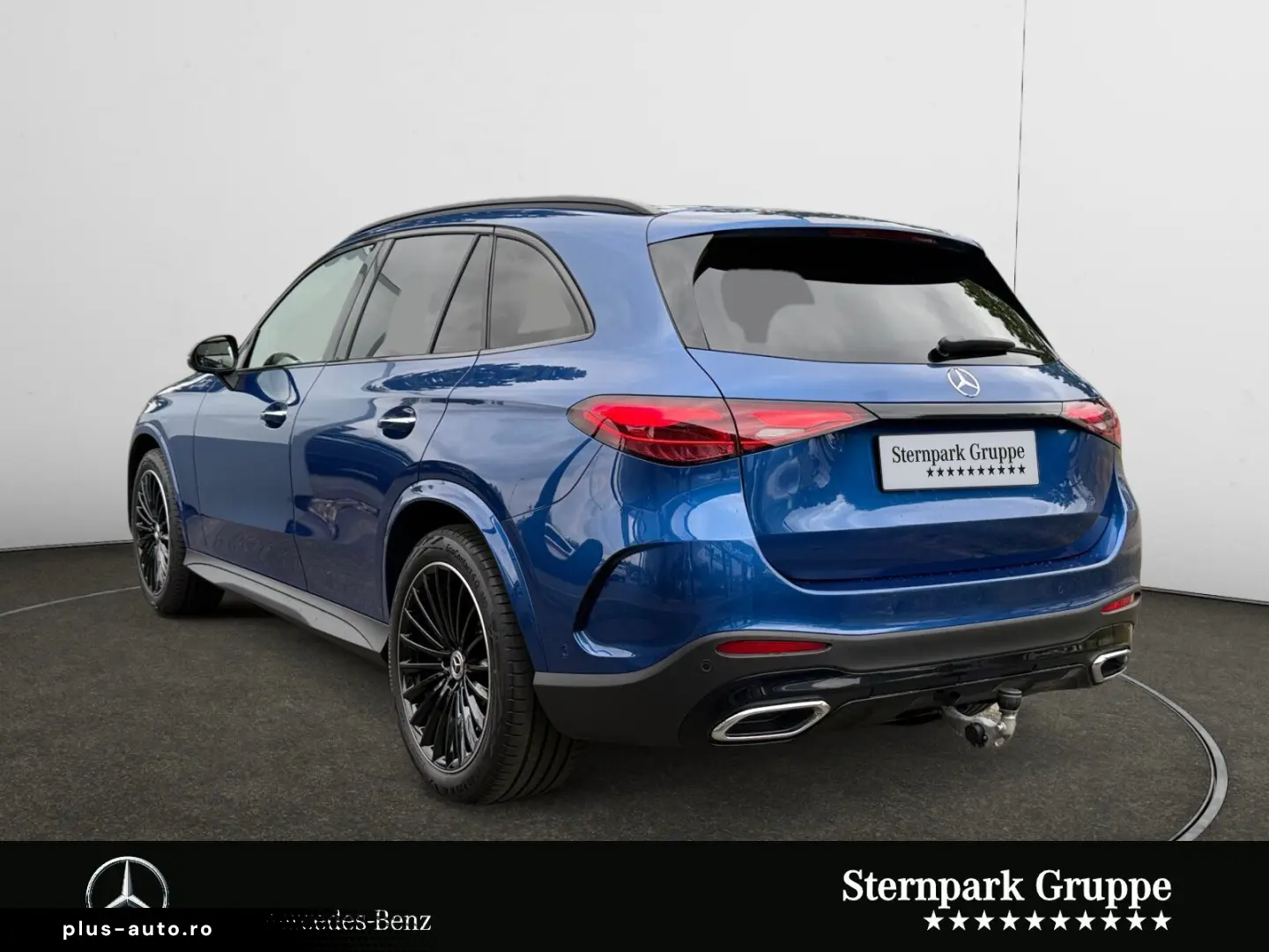 MERCEDES-BENZ GLC 300 4M AMG AHK Night Burm3D Pano 20
