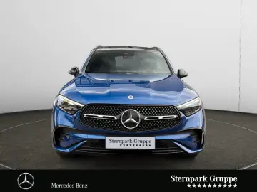 MERCEDES-BENZ GLC 300 4M AMG AHK Night Burm3D Pano 20