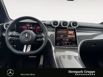 MERCEDES-BENZ GLC 300 4M AMG AHK Night Burm3D Pano 20
