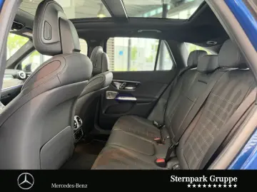 MERCEDES-BENZ GLC 300 4M AMG AHK Night Burm3D Pano 20