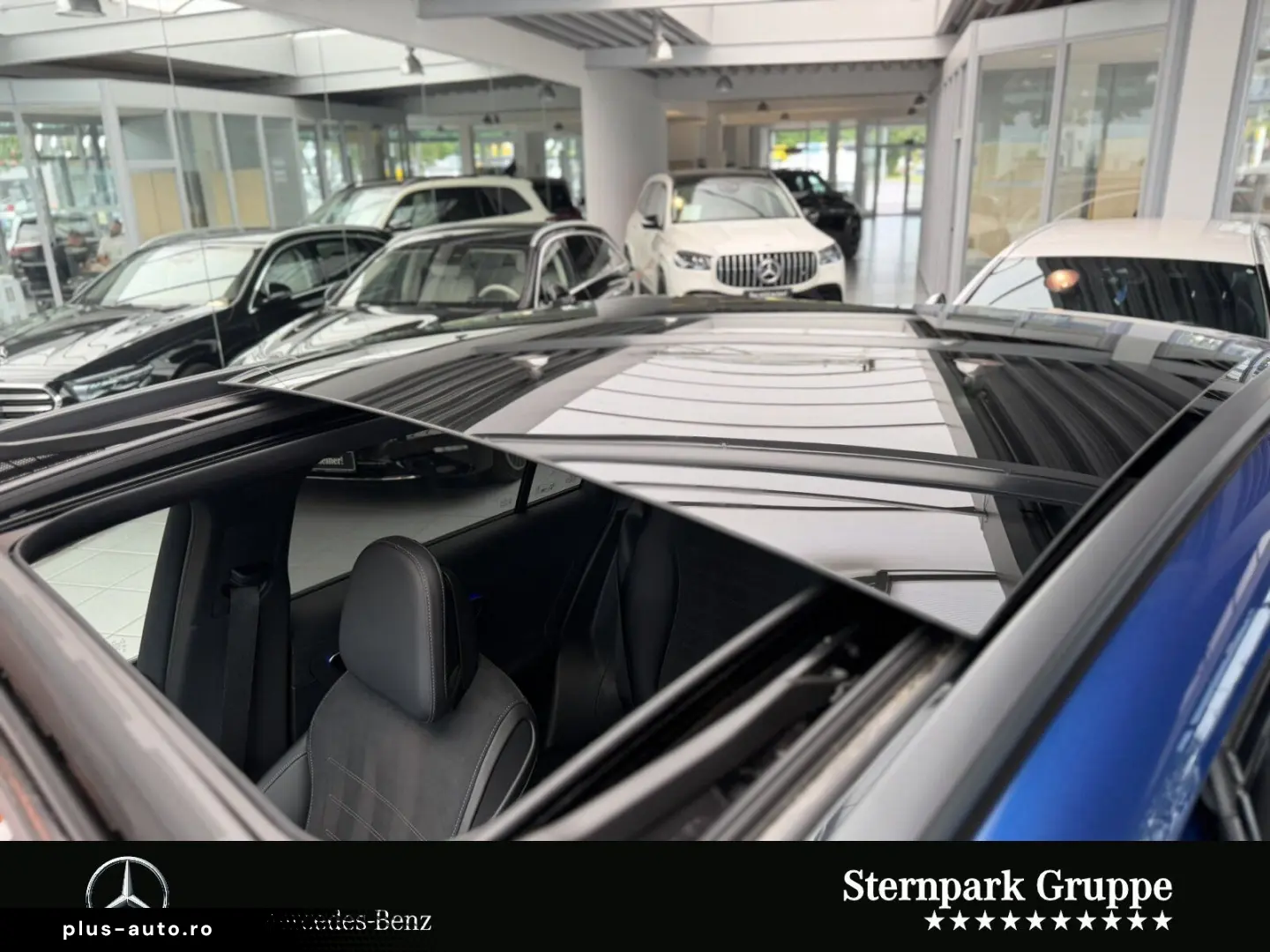 MERCEDES-BENZ GLC 300 4M AMG AHK Night Burm3D Pano 20