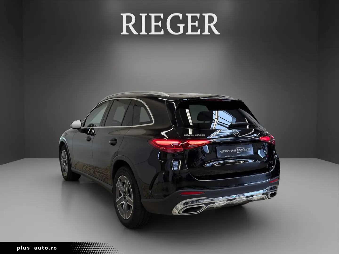 MERCEDES-BENZ GLC 300 4M AMG HUD MEMORY Pano LED