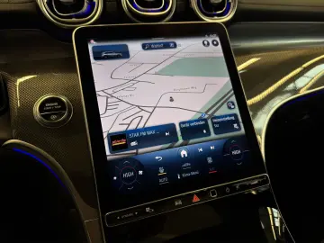 MERCEDES-BENZ GLC 300 4M AMG HUD MEMORY Pano LED