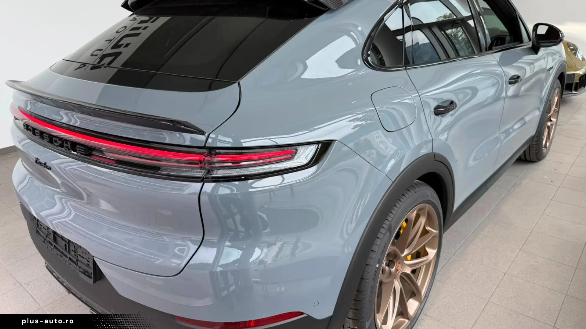 Porsche Cayenne Coupe Turbo E-Hybrid - Pachet GT