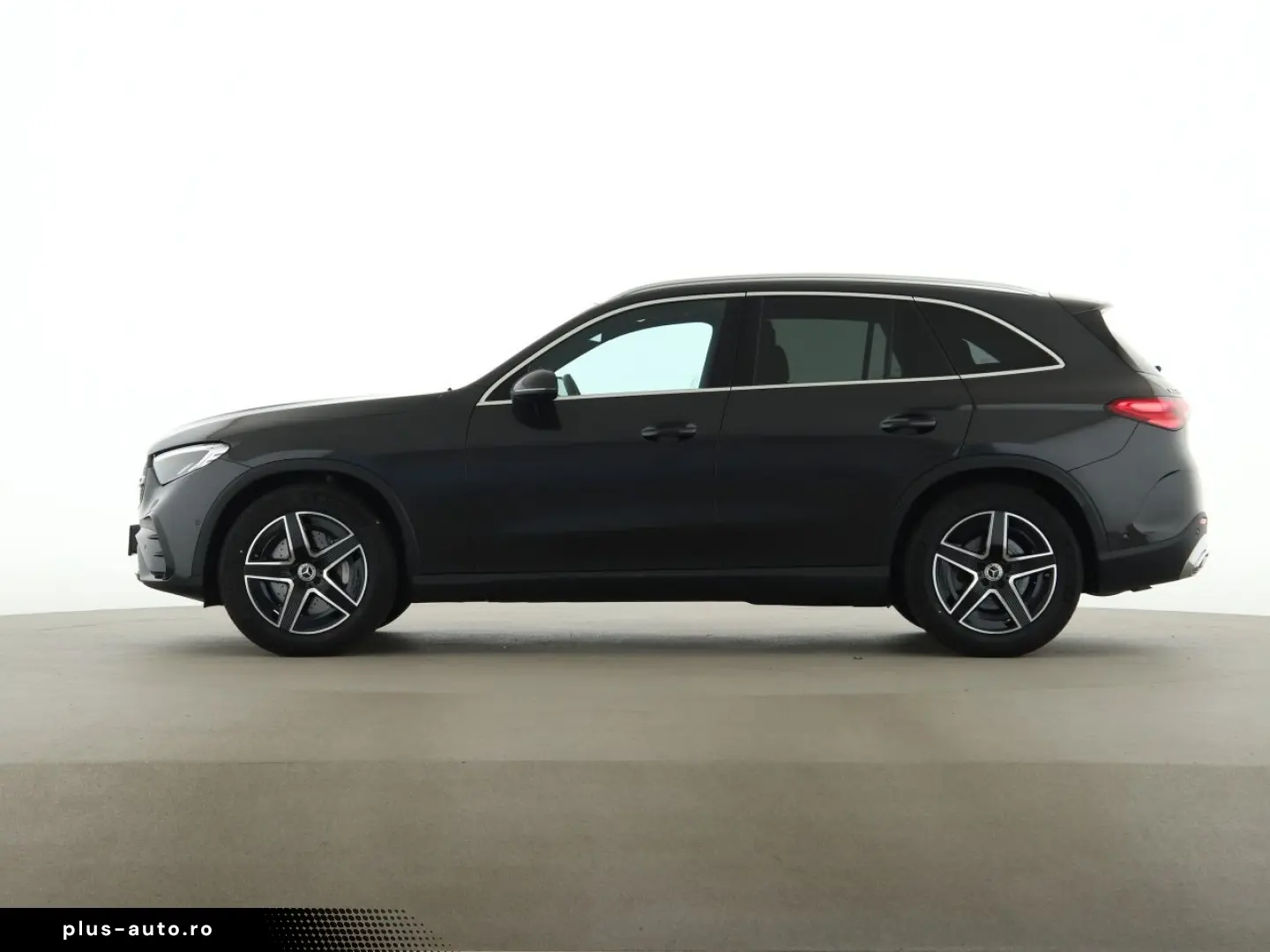 MERCEDES-BENZ GLC 200 4M AMG Pano AHK Distronic Memory