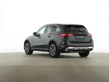 MERCEDES-BENZ GLC 200 4M AMG Pano AHK Distronic Memory