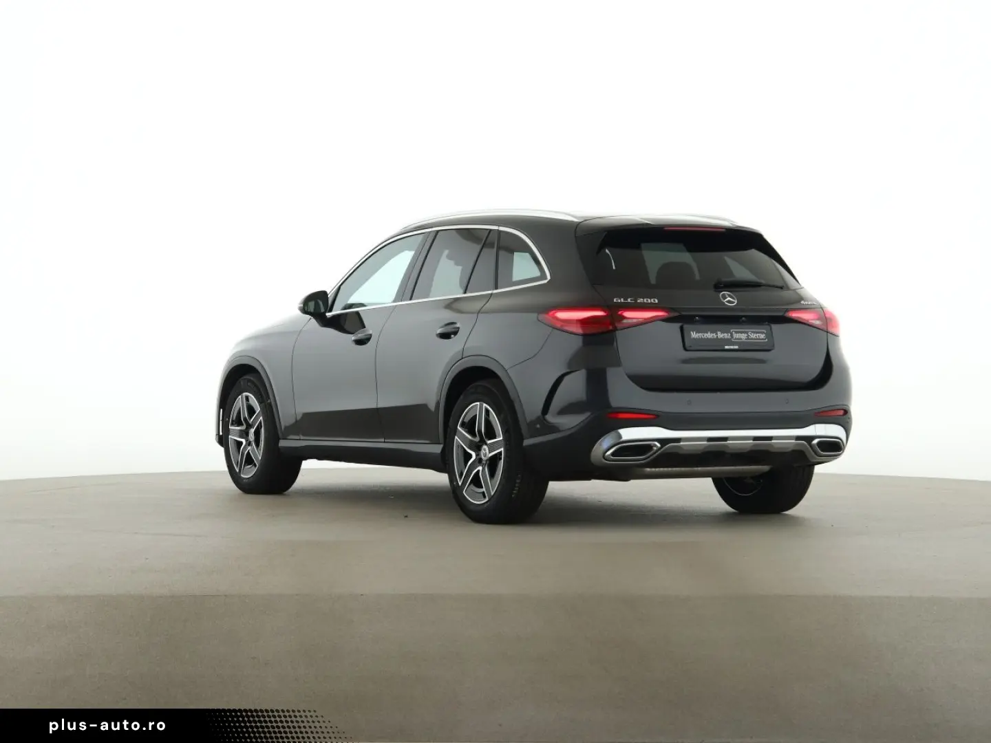MERCEDES-BENZ GLC 200 4M AMG Pano AHK Distronic Memory