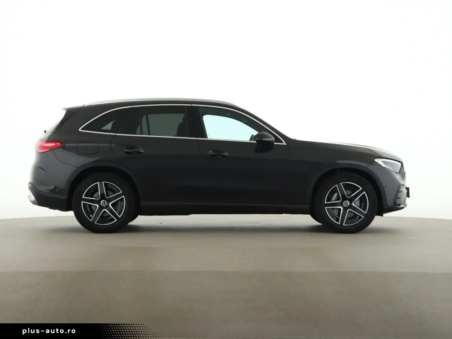 MERCEDES-BENZ GLC 200 4M AMG Pano AHK Distronic Memory