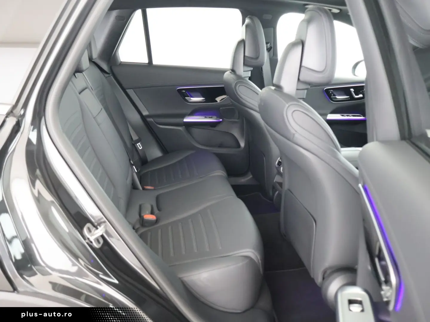 MERCEDES-BENZ GLC 200 4M AMG Pano AHK Distronic Memory