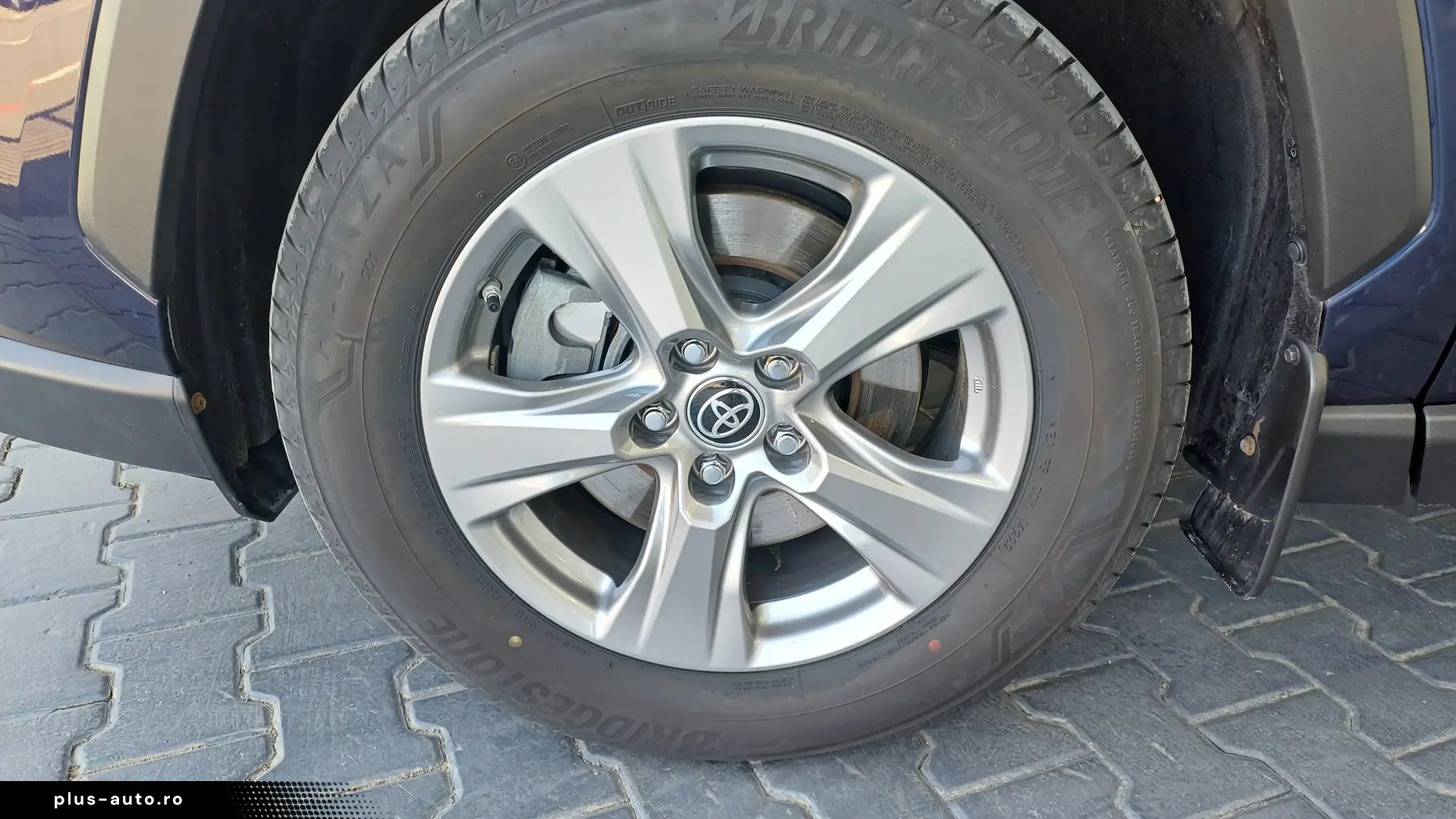Toyota RAV4 2 5 Hybrid City AWD