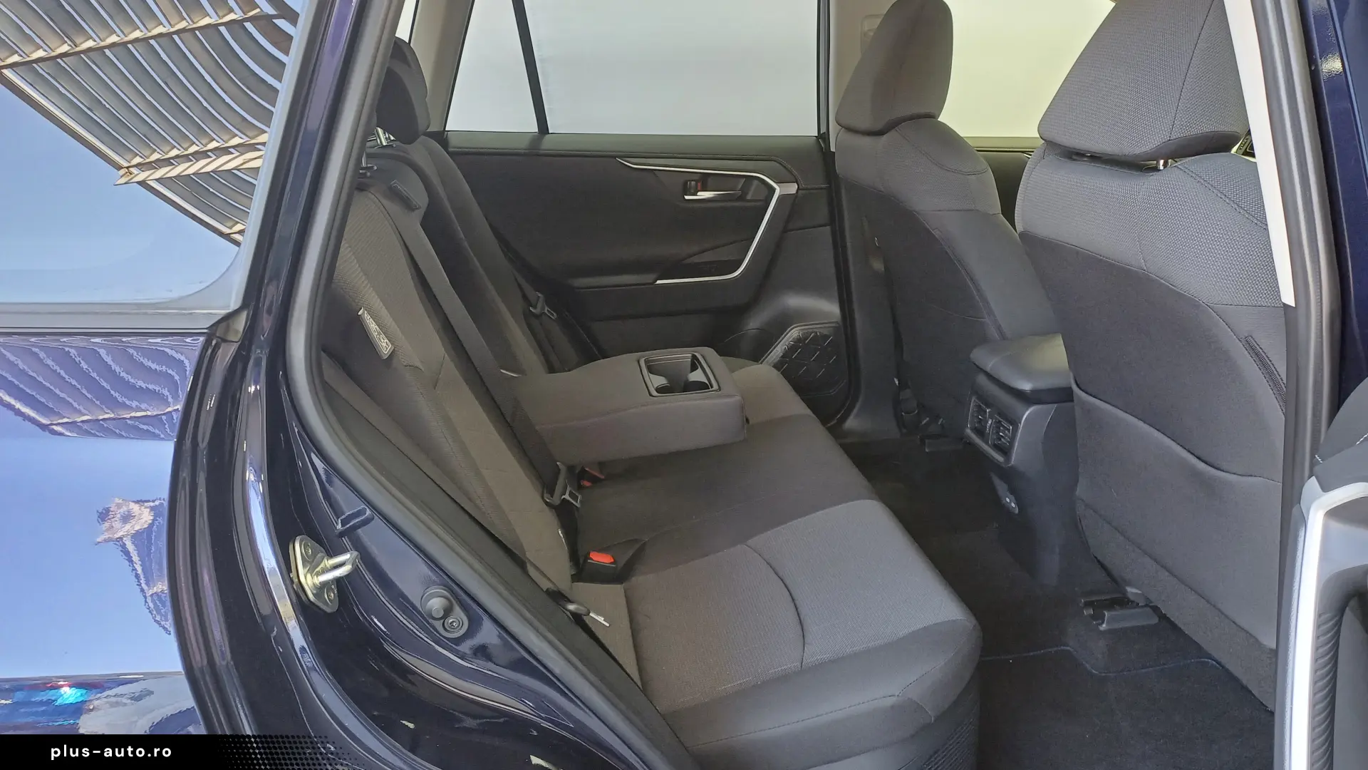 Toyota RAV4 2 5 Hybrid City AWD