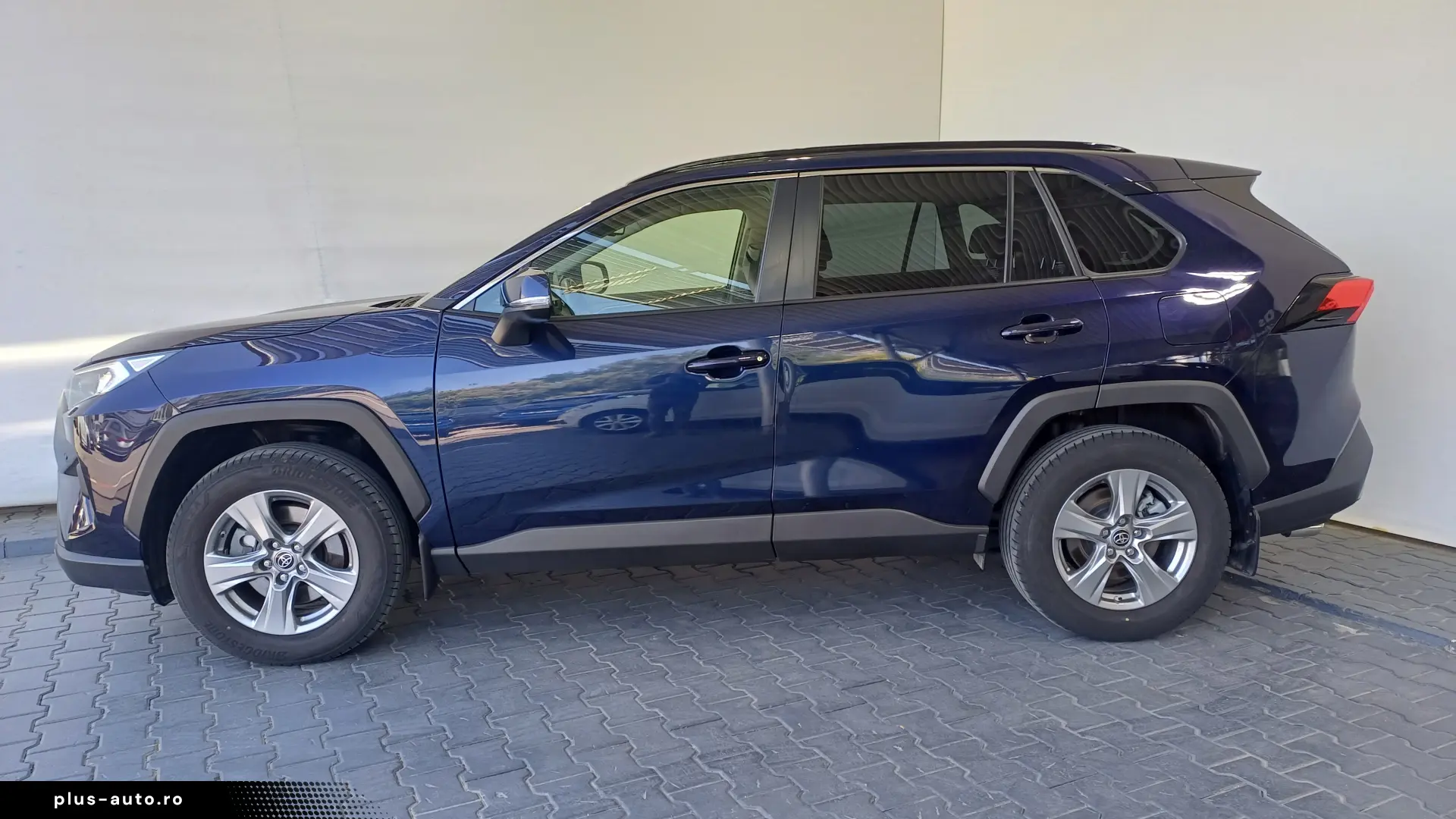 Toyota RAV4 2 5 Hybrid City AWD