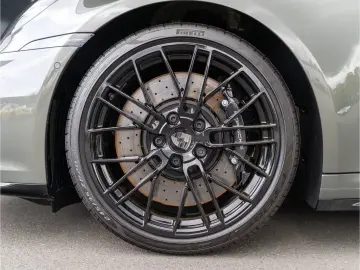 Porsche 911 Carrera 4S 992.2 - Sport Design - Lift