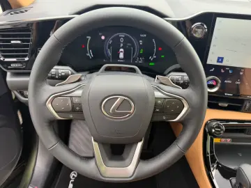 LEXUS NX 450h E-Executive - Panoramic - HUD