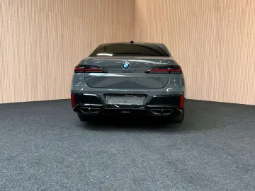 BMW 760 M760eXAS PHEV  Aut. doors  M-performance  FU