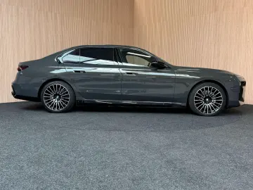 BMW 760 M760eXAS PHEV  Aut. doors  M-performance  FU