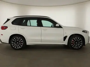 BMW X5 xDrive40i 2023