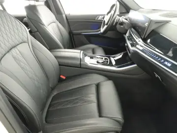 BMW X5 xDrive40i 2023