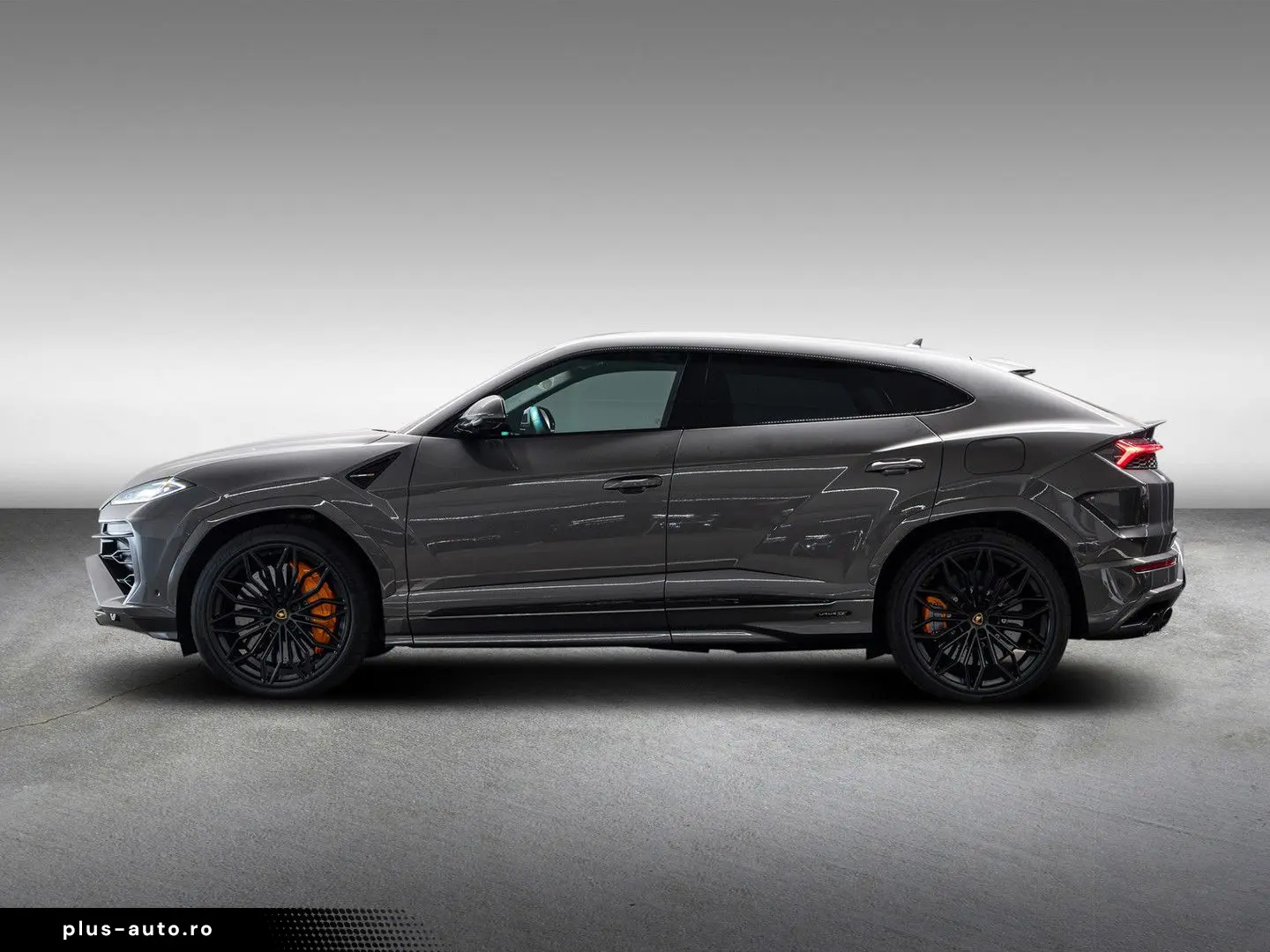LAMBORGHINI Urus SE MY2025