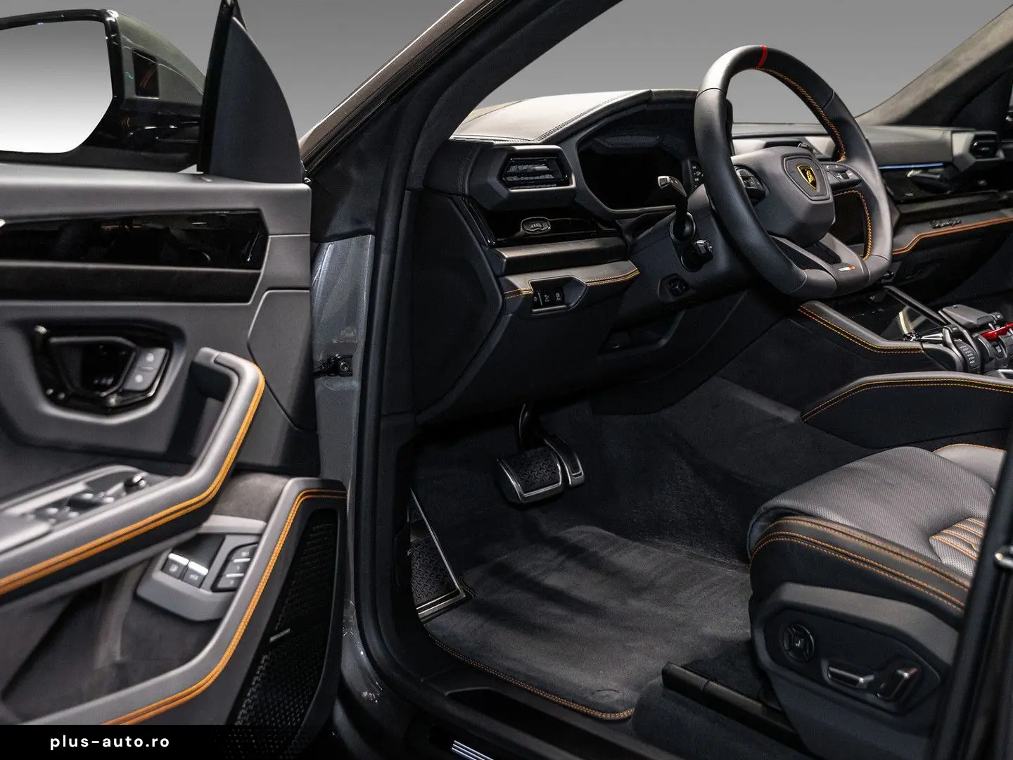 LAMBORGHINI Urus SE MY2025