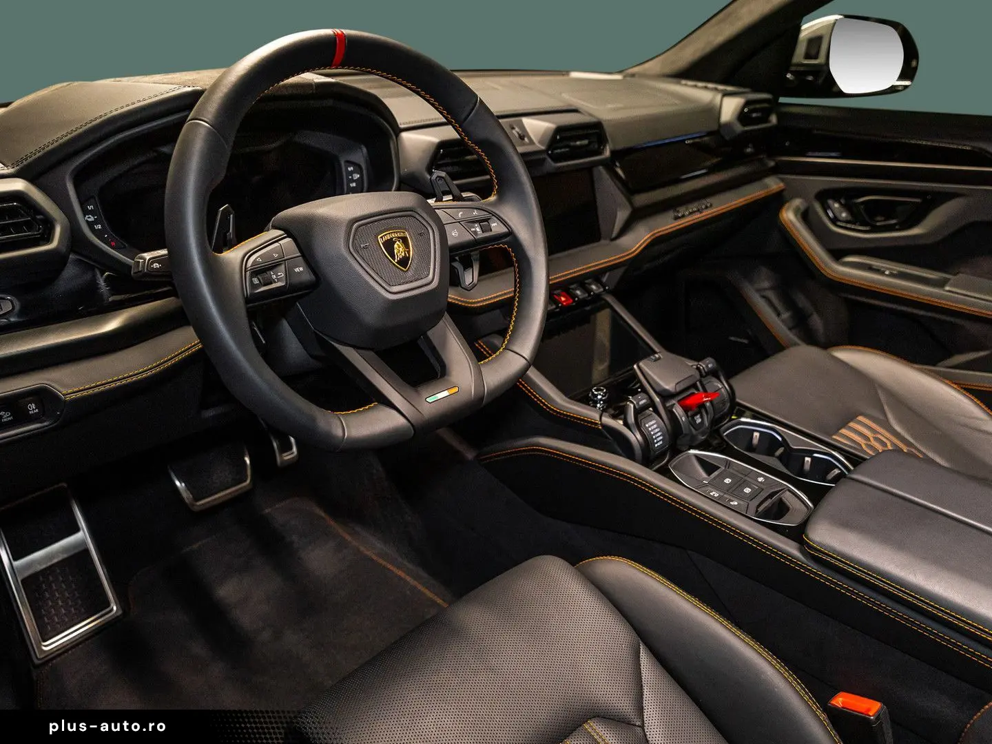 LAMBORGHINI Urus SE MY2025