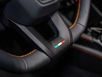 LAMBORGHINI Urus SE MY2025