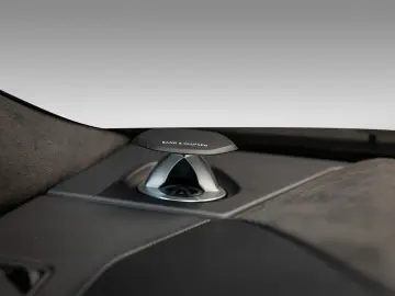 LAMBORGHINI Urus SE MY2025