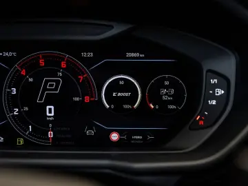 LAMBORGHINI Urus SE MY2025