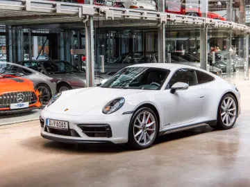 PORSCHE 911Carrera4 GTS LIFT Approved RACINGSITZE CARBON